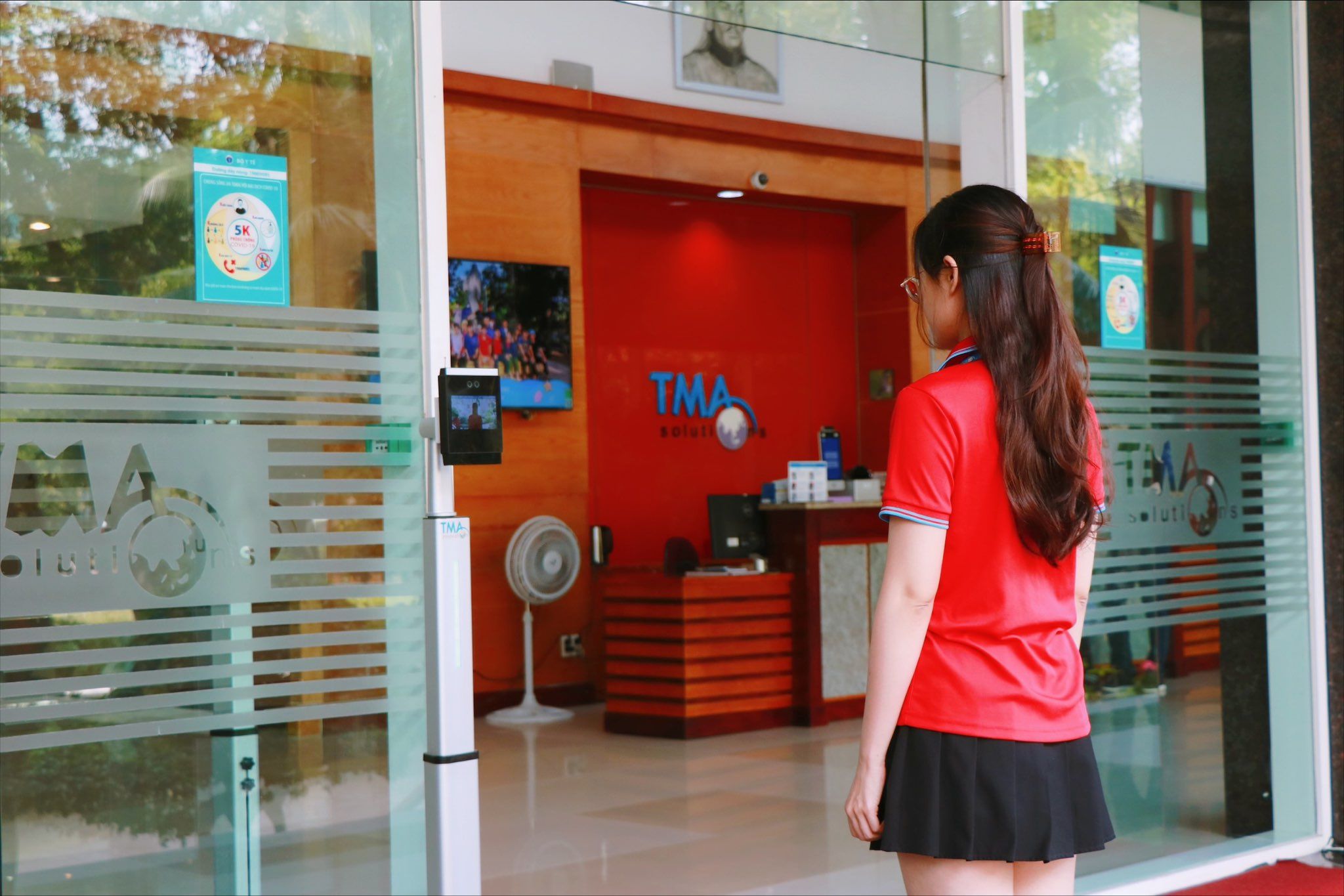 kiểm soát ra vào access control 4